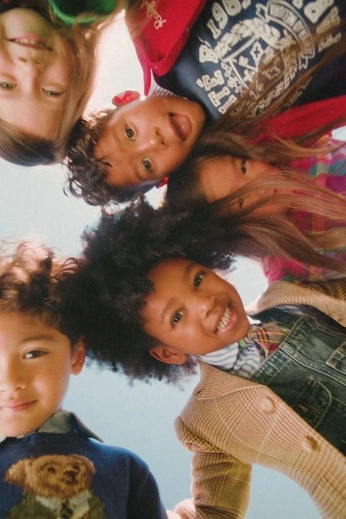 A cover of "reportage 2025" cluster. The owner is bucachino. The cluster consists of 6 elements.