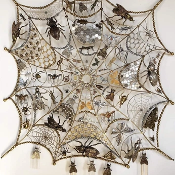 A cover of "༒" cluster. The owner is vanillahapples. The cluster description is "∴ꔣ my main folder of random personal favourites. ꔣ∴". The cluster consists of 259 elements.