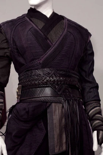 A cover of "Felerine Elves" cluster. The owner is comicblock. The cluster consists of 80 elements.