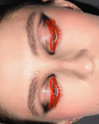 A cover of "Bloom" cluster. The owner is whatthelock. The cluster consists of 5 elements.