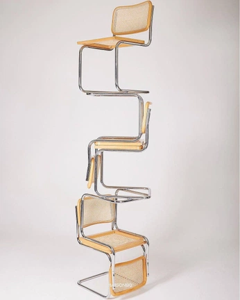 A cover of "Construction identitairz" cluster. The owner is iseau. The cluster consists of 3 elements.