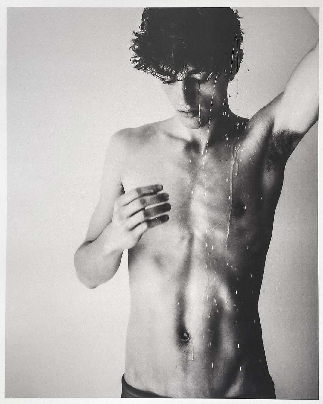 Photo by Allan Hamitouche.