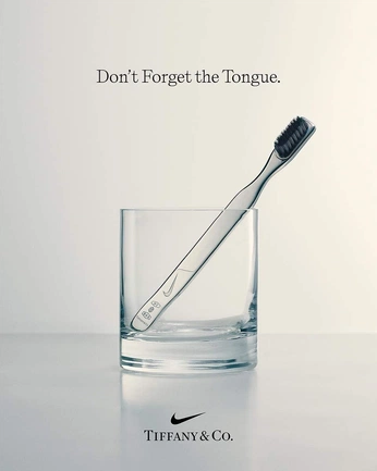 A cover of "reverse" cluster. The owner is zaur01. The cluster consists of 17 elements.