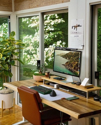 A cover of "Indoors" cluster. The owner is noringriis. The cluster consists of 9 elements.