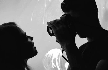 A cover of "Shooting olivia" cluster. The owner is virtuo. The cluster consists of 17 elements.