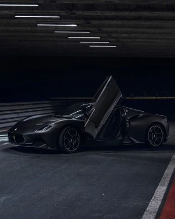 A cover of "08-Car Exterior Photos" cluster. The owner is mark.base. The cluster consists of 130 elements.