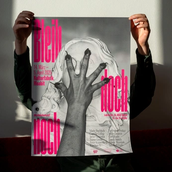 A cover of "postersss" cluster. The owner is nixievisuals. The cluster consists of 94 elements.