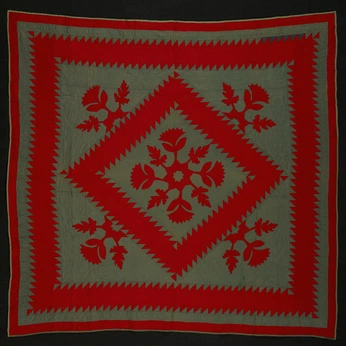 A cover of "nb 2025" cluster. The owner is nellieblake. The cluster consists of 4 elements.