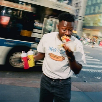 A cover of "Life" cluster. The owner is clair.cr. The cluster description is "ah ouais c cool". The cluster consists of 144 elements.