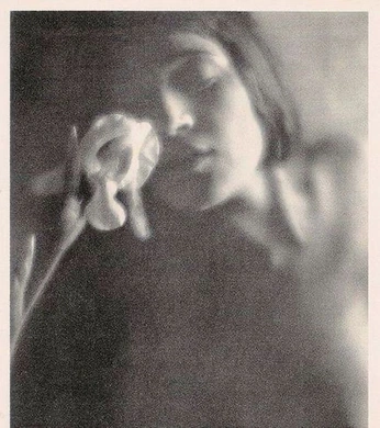 A cover of "lia" cluster. The owner is liaport. The cluster consists of 80 elements.