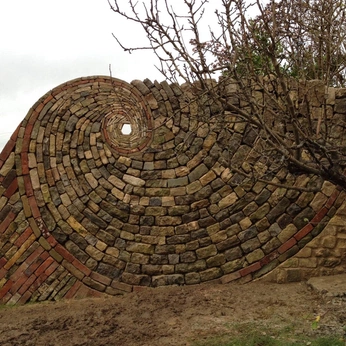 A cover of "brown" cluster. The owner is polol. The cluster consists of 4 elements.