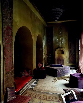 A cover of "Interiors" cluster. The owner is sonaverse. The cluster consists of 6 elements.