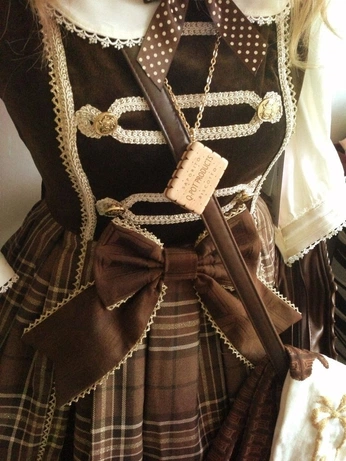 A cover of "chocofashion" cluster. The owner is vkeiverse. The cluster consists of 19 elements.