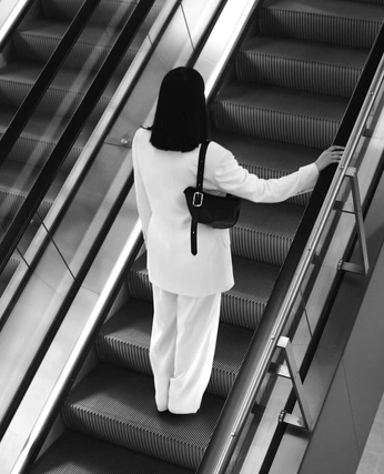 A cover of "business" cluster. The owner is piama. The cluster consists of 23 elements.