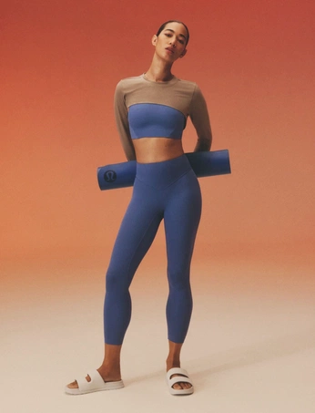 A cover of "Leggings" cluster. The owner is thephotoguy. The cluster consists of 57 elements.