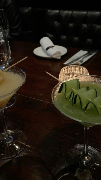 A cover of "Japanese Dinner at 316" cluster. The owner is mariadc. The cluster consists of 2 elements.