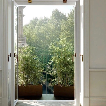 A cover of "London - West" cluster. The owner is jamesralston. The cluster consists of 10 elements.