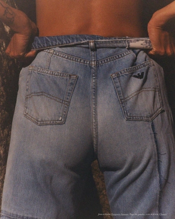 A cover of "Dangerous Denim" cluster. The owner is itskennyatta. The cluster consists of 42 elements.