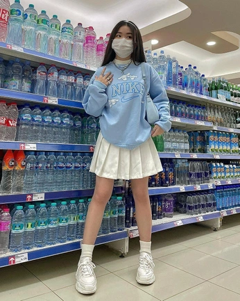 A cover of "(OC) kaoru feminine" cluster. The owner is yintwined. The cluster consists of 10 elements.