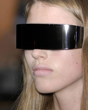 A cover of "6" cluster. The owner is earthmover. The cluster consists of 5 elements.