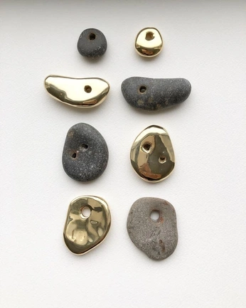 A cover of "auralith" cluster. The owner is modernchaosmj. The cluster consists of 14 elements.