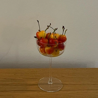 A cover of "Table" cluster. The owner is jfry527. The cluster consists of 107 elements.