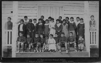 A cover of "1880's Fashion" cluster. The owner is qweenmoriah. The cluster consists of 5 elements.