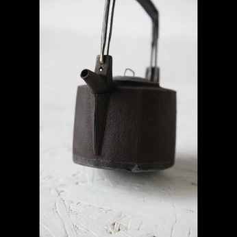 A cover of "Implements" cluster. The owner is dhikraa. The cluster consists of 2 elements.