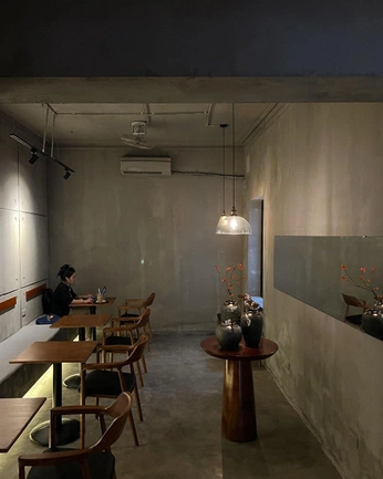 A cover of "Cafe" cluster. The owner is naturesnursee. The cluster consists of 10 elements.