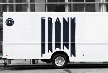 A cover of "Studio" cluster. The owner is timon. The cluster consists of 3 elements.