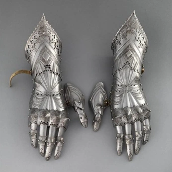 A cover of "tattoo?" cluster. The owner is malikhamke. The cluster consists of 1 element.