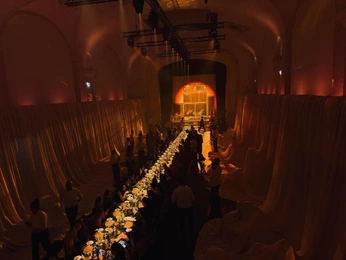 A cover of "dinner" cluster. The owner is sargiskudeyan. The cluster consists of 28 elements.