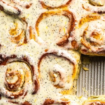 A cover of "Cinnamon roll recipes" cluster. The owner is ctothekg. The cluster consists of 33 elements.