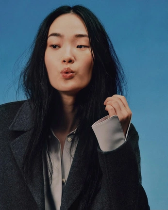 A cover of "asian" cluster. The owner is cristhian25. The cluster consists of 23 elements.