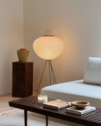 A cover of "light" cluster. The owner is mouchouu. The cluster consists of 1 element.