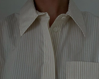 A cover of "Clothes" cluster. The owner is alia. The cluster consists of 4 elements.