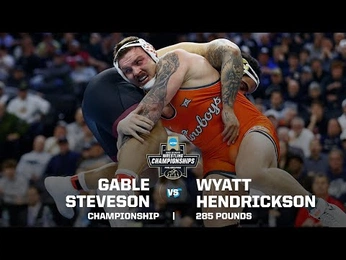 A cover of "🎯" cluster. The owner is 0xspitz. The cluster consists of 8 elements.