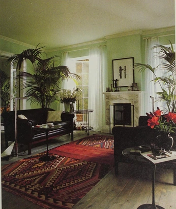 A cover of "Living room" cluster. The owner is starfig. The cluster consists of 5 elements.