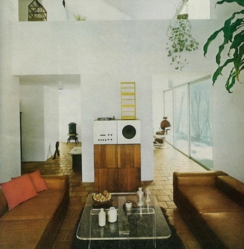 A cover of "Interiors" cluster. The owner is micaelac. The cluster consists of 13 elements.