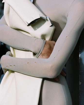 A cover of "/ hånd /" cluster. The owner is n00rwa. The cluster consists of 62 elements.