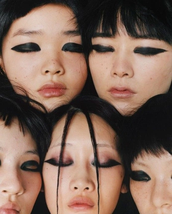 A cover of "human faces" cluster. The owner is gabykfg. The cluster consists of 5 elements.