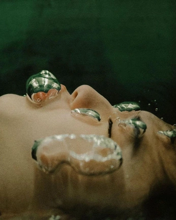 A cover of "water refs" cluster. The owner is juniper02. The cluster consists of 22 elements.