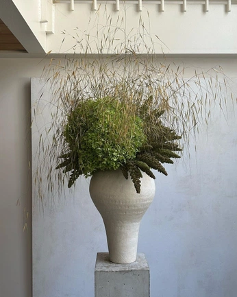 A cover of "vase" cluster. The owner is neslihann. The cluster consists of 1 element.