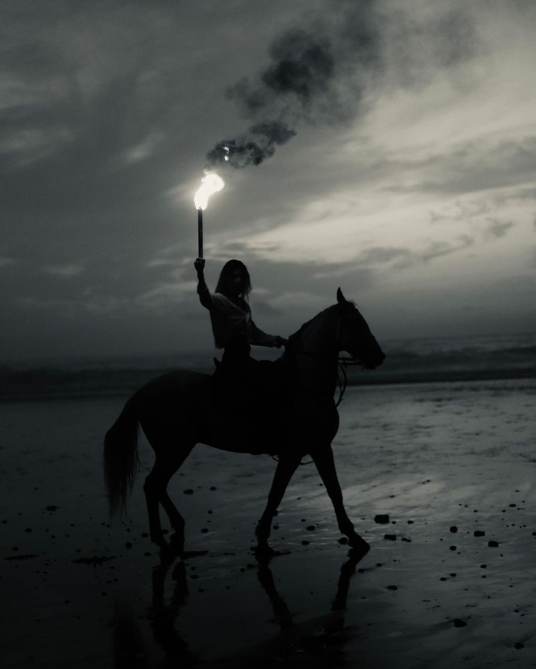 An Instagram carousel post added by lianamcarbone on Feb 11, 2024. The author is @alx_antz.