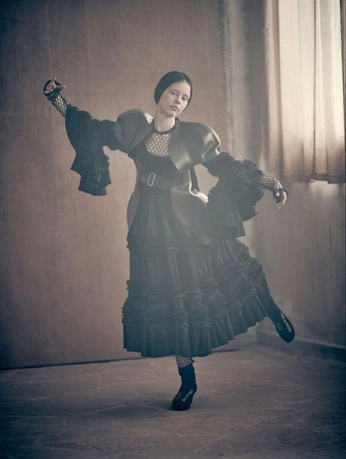 A cover of "old" cluster. The owner is marzeoszu. The cluster consists of 1 element.