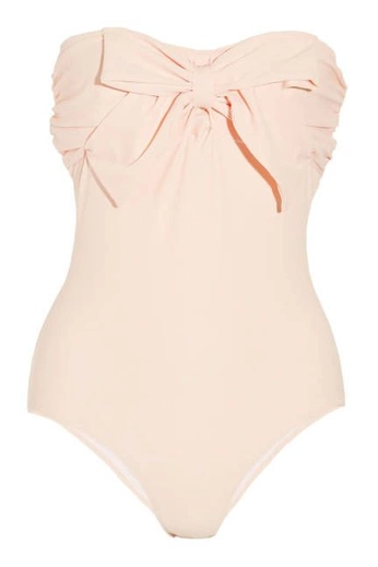 A cover of "Swim and such" cluster. The owner is khaleesiniecie. The cluster consists of 215 elements.