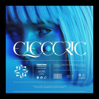 A cover of "Affiche" cluster. The owner is iana.200. The cluster consists of 4 elements.