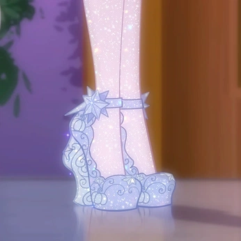 A cover of "WB fashion: shoes" cluster. The owner is magicdesigner. The cluster consists of 28 elements.