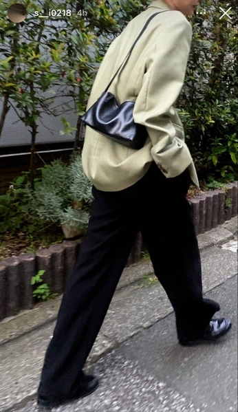 A cover of "STT //" cluster. The owner is jujita. The cluster consists of 2 elements.