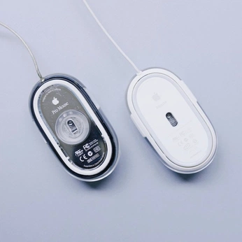 A cover of "Products" cluster. The owner is soycanopa. The cluster description is "Welcome to this product board, a visual space designed to inspire.". The cluster consists of 88 elements.